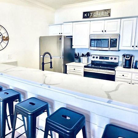 Barefoot Bliss - Beachfront Condo - Sleeps 12 Panama City Beach Exteriör bild