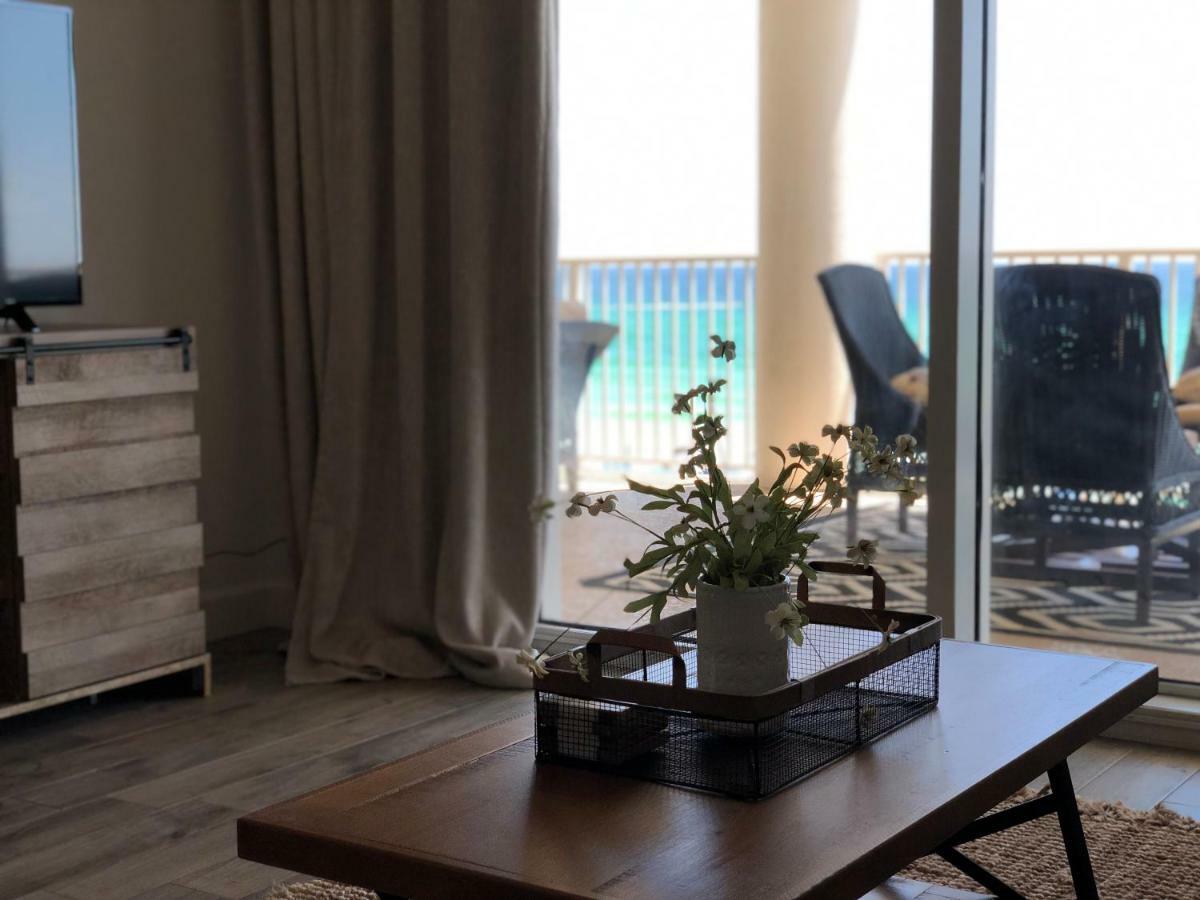 Barefoot Bliss - Beachfront Condo - Sleeps 12 Panama City Beach Exteriör bild