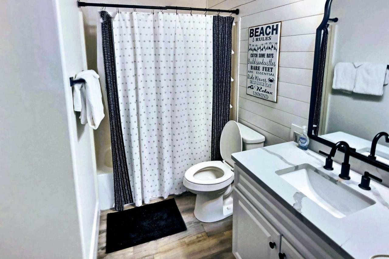 Barefoot Bliss - Beachfront Condo - Sleeps 12 Panama City Beach Exteriör bild